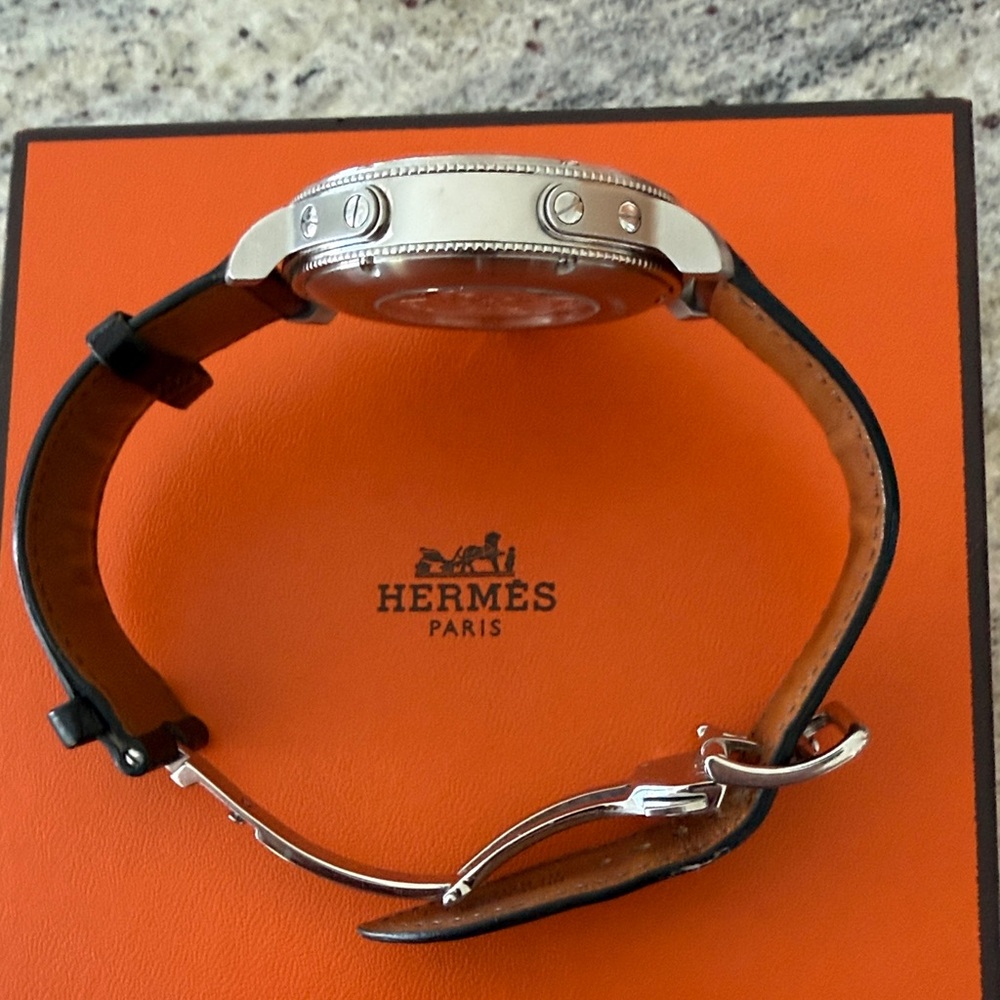 Hermes Clipper H1 Big Date Silver Automatic Watch 43mm - Picture 5 of 7
